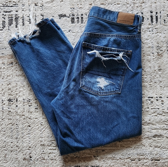American Eagle Outfitters Denim - American Eagle 90s Boyfriend